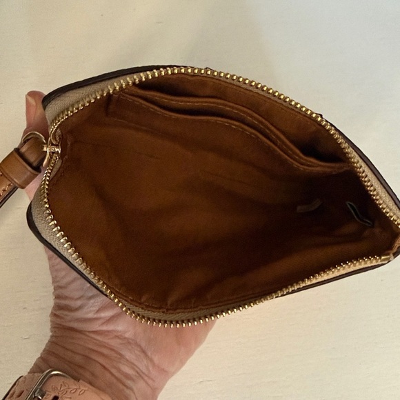 COACH Wristlet in Beige and Brown Leather Signature Logo - Picture 5 of 10